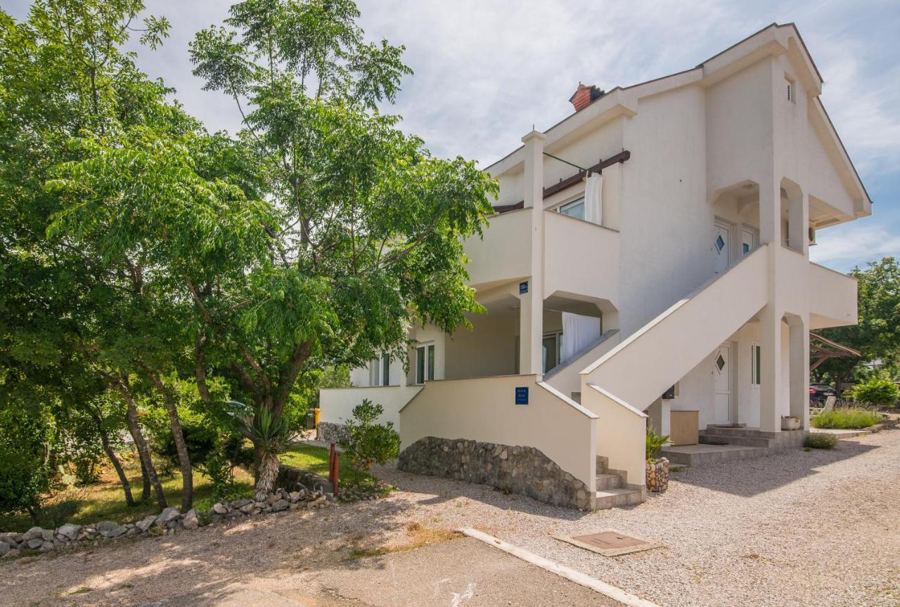 Apartment Mira 3 Klimno Exterior photo